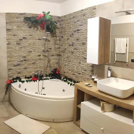 Donna Rosa * パガーニ